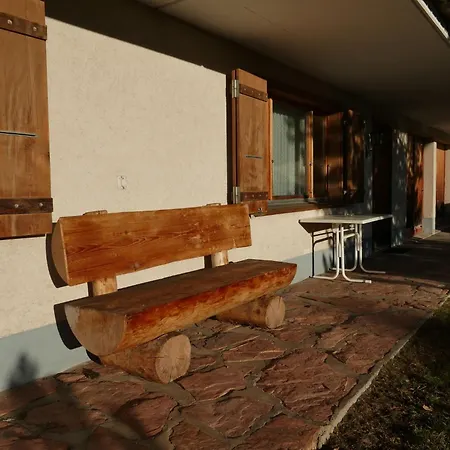 Appartement Chiebrendli By Interhome